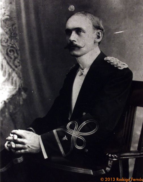 Clásica foto de Ashford (joven militar)